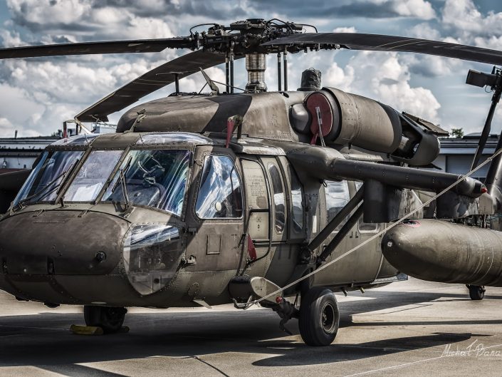 Sikorsky UH-60 Black Hawk